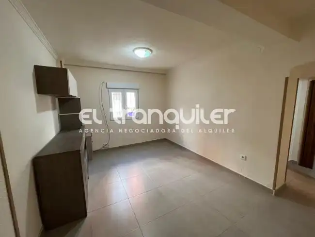 Piso de alquiler en Calle Ponferrada, Pilar