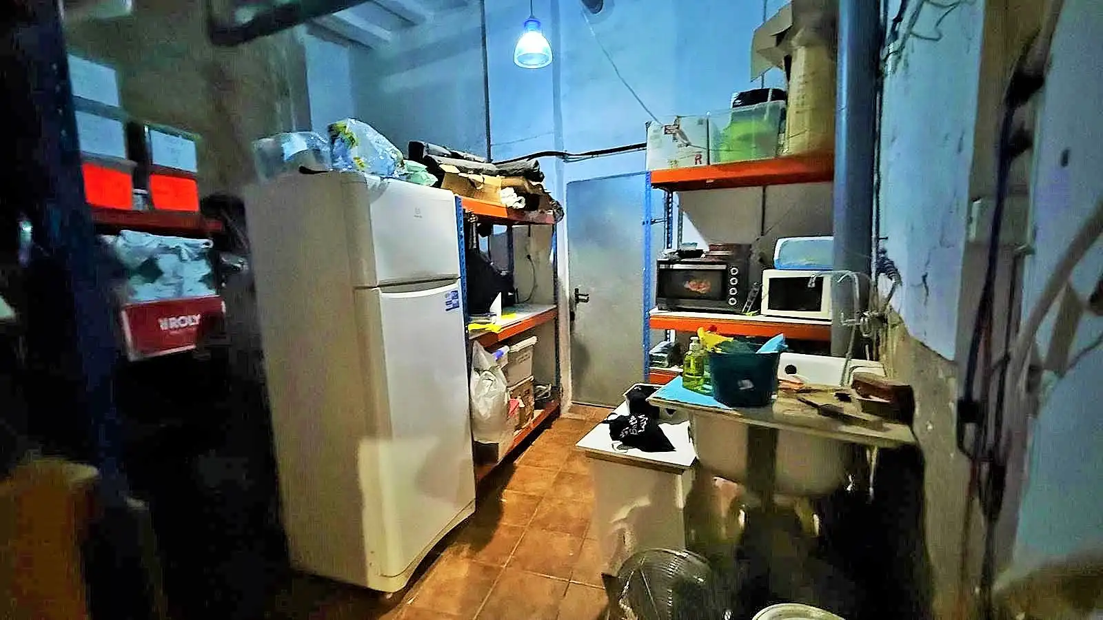 Cocina de Local en venta en Valencia con Amueblado
