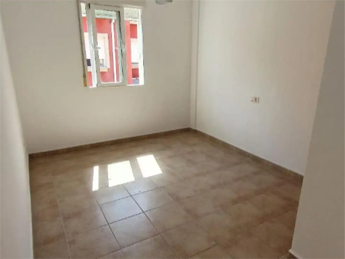 Dormitori de Pis en venda en Palmera amb Aire condicionat i Jardí privat