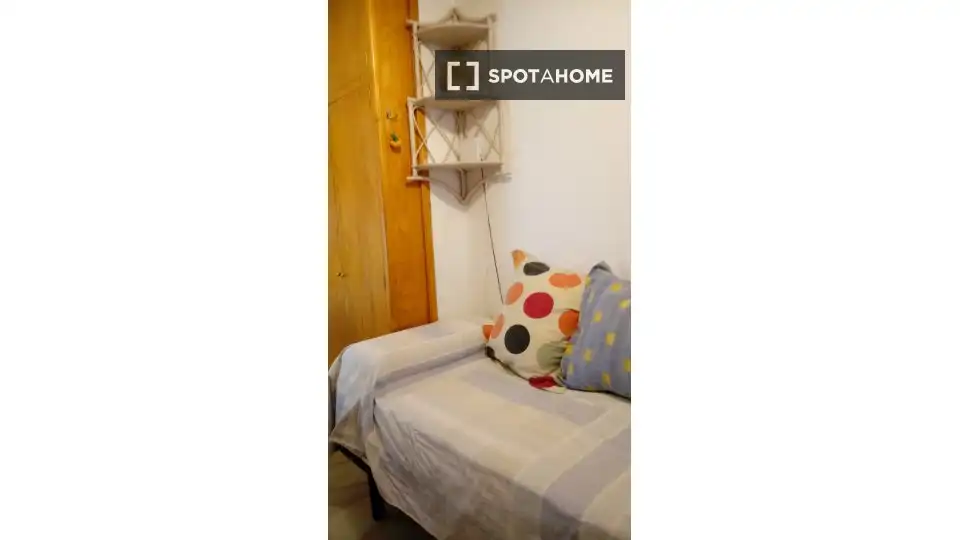 Room in Fígares