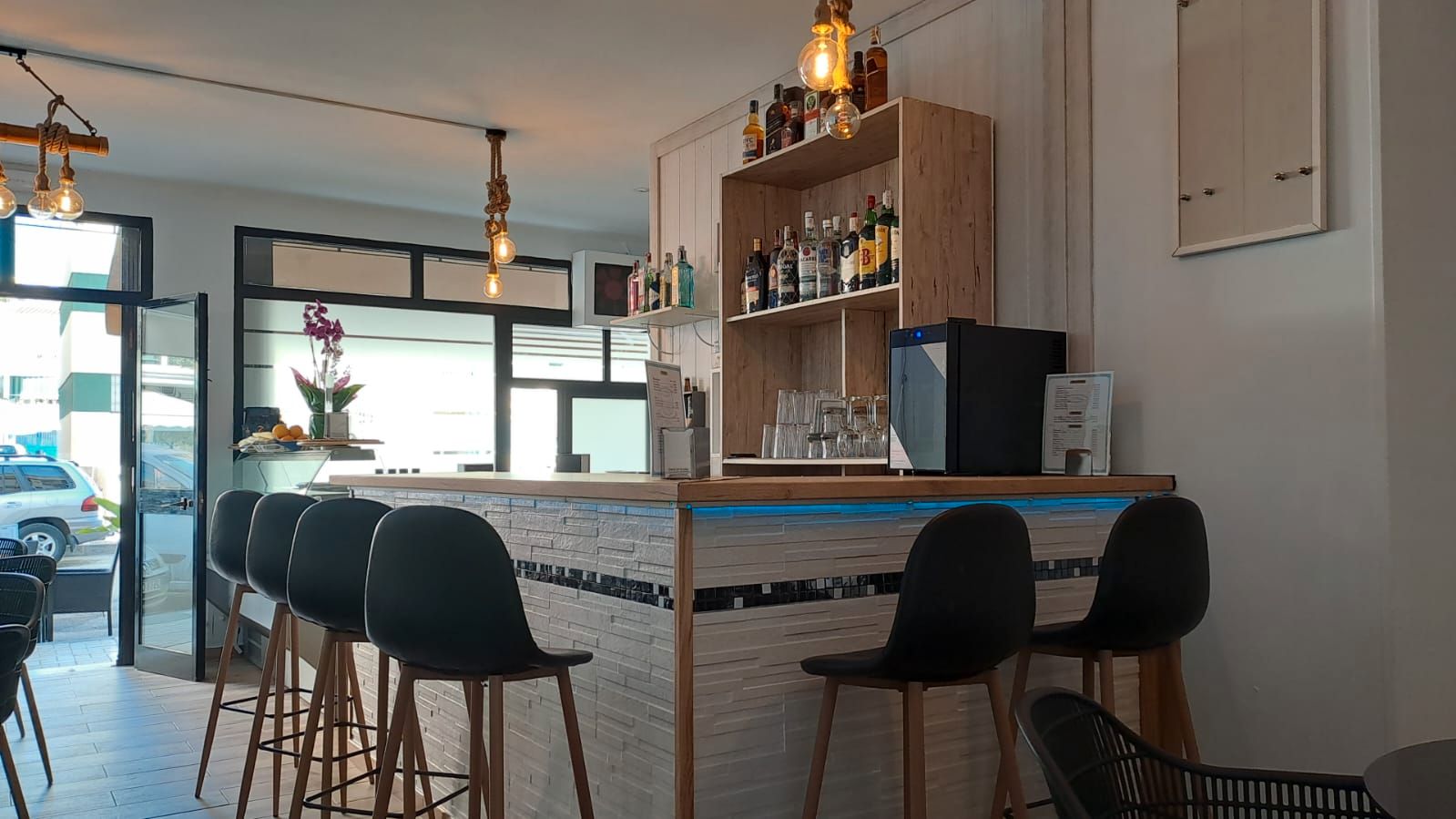 Premises to rent in Nerja  with Air Conditioner, Heating and Terrace