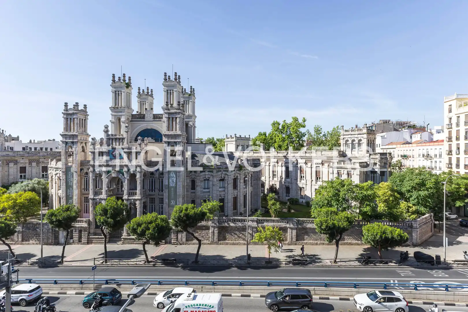 Vista exterior de Piso en venta en Madrid con Aire acondicionado y Calefacción
