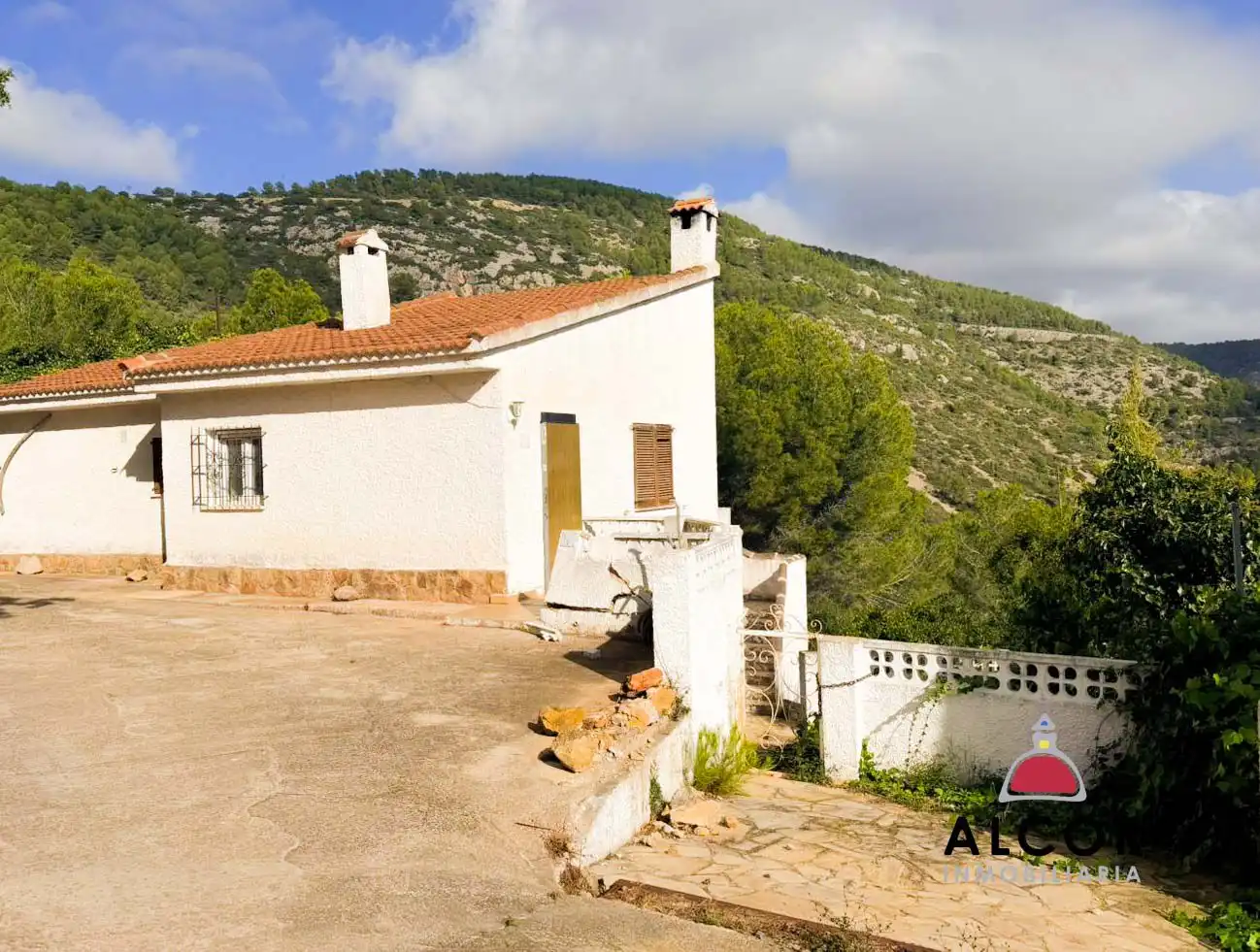 Vista exterior de Casa o chalet en venta en Alcalà de Xivert con Terraza
