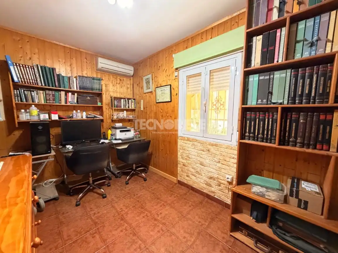 Houses for sale in San Román de los Montes  with Air Conditioner and Heating