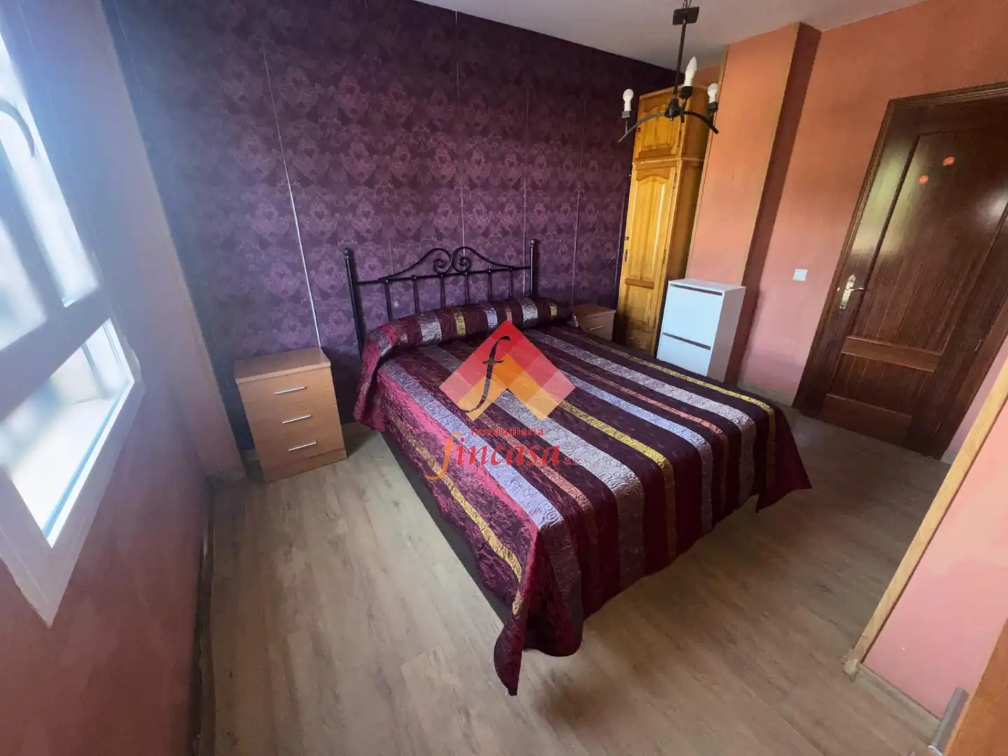 Bedroom of Flat for sale in Ronda  with Heating, Parquet flooring and Furnished