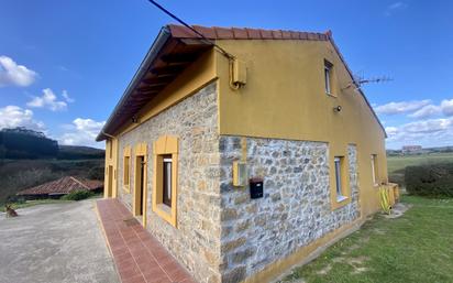 Vista exterior de Casa o xalet en venda en Gozón