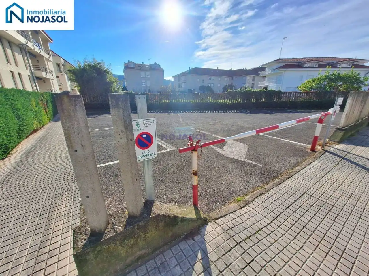 Aparcament de Dúplex de lloguer en Noja amb Calefacció, Terrassa i Moblat
