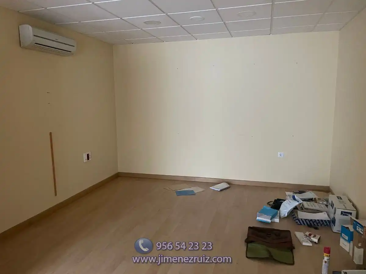 Büro zur Miete in El Juncal - Vallealto, imagen 7