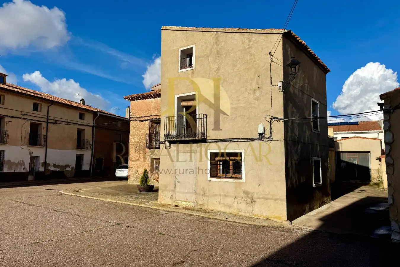 Houses for sale in Calle Plaza, 16, El Pobo de Dueñas
