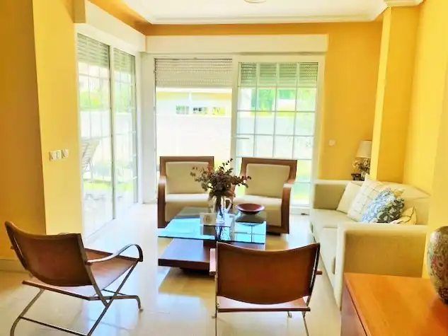 Sala de estar de Casa o chalet en venta en Aranjuez con Aire acondicionado, Calefacción y Jardín privado