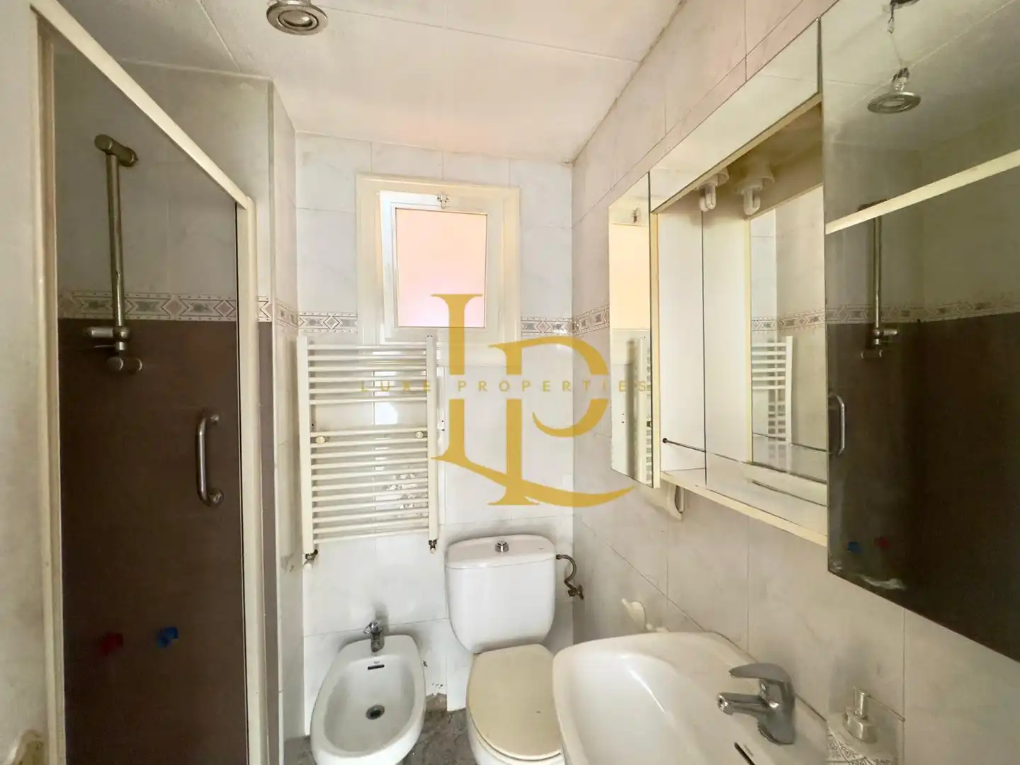 Baño de Piso en venta en Terrassa con Terraza
