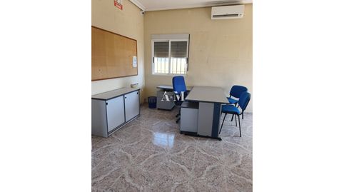 Foto 2 von Büro zur Miete in Zona los Frutales, Torrevieja