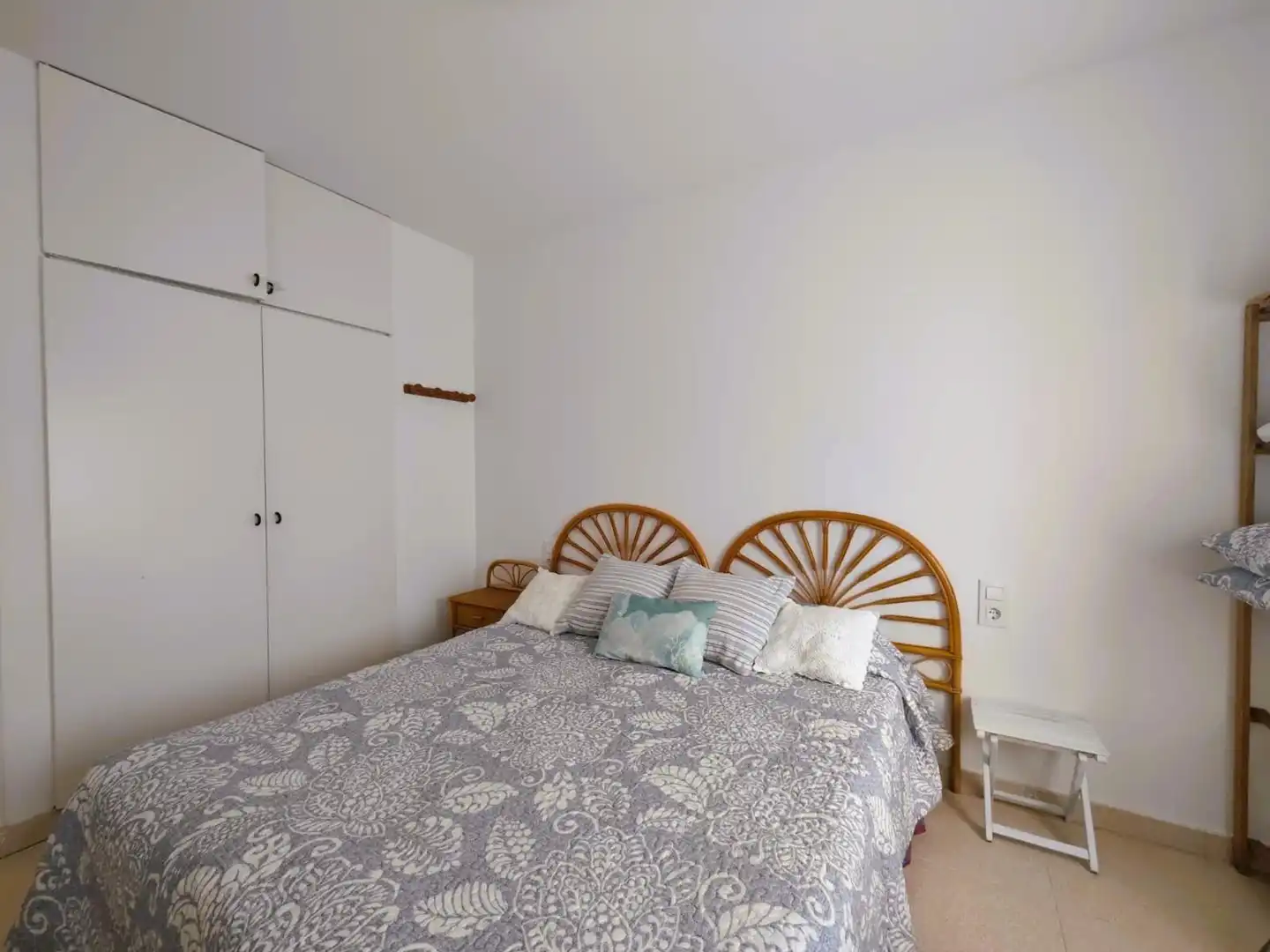 Schlafzimmer von Wohnung zum Verkauf in Tossa de Mar mit Privatgarten, Terrasse und Möbliert