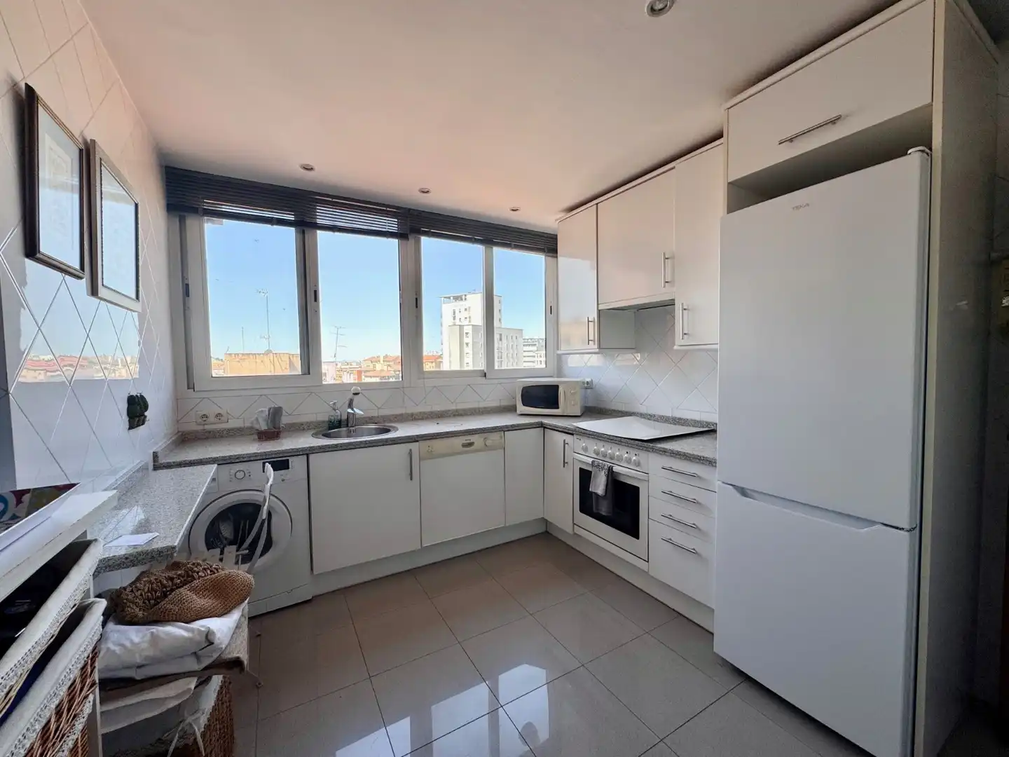 Cocina de Apartamento en venta en Cáceres con Aire acondicionado, Calefacción y Terraza