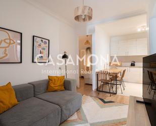 Living room of Apartment to rent in  Barcelona Capital  with Air Conditioner, Heating and Furnished