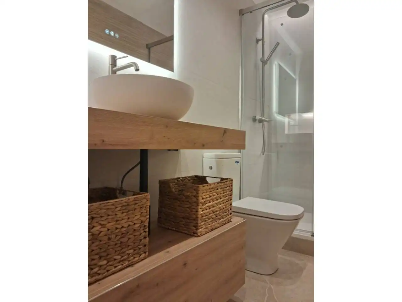 Baño de Piso en venta en Granollers con Aire acondicionado, Calefacción y Balcón