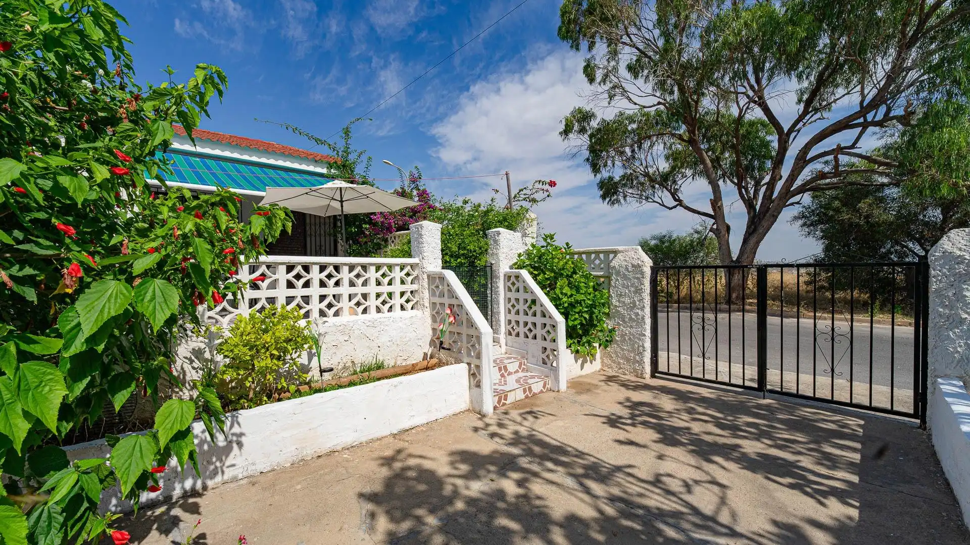 Vista exterior de Casa o chalet en venta en Torrevieja con Jardín privado, Terraza y Trastero