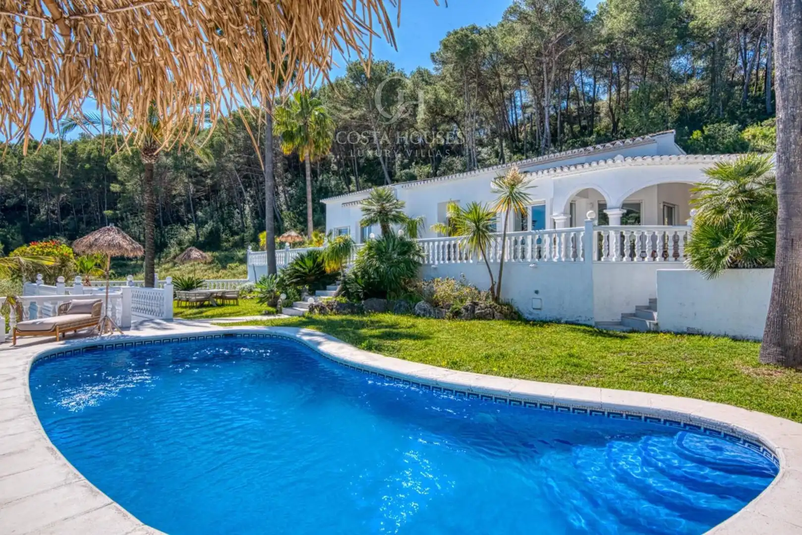 Vista exterior de Casa o xalet en venda en Jávea / Xàbia amb Aire condicionat, Calefacció i Jardí privat