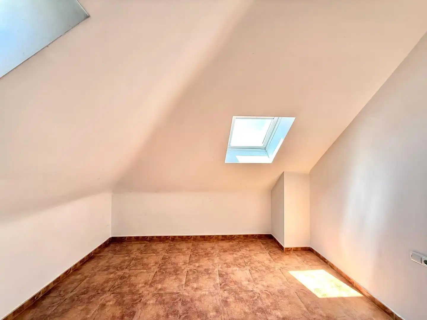Attic for sale in Alzira  with Alarm