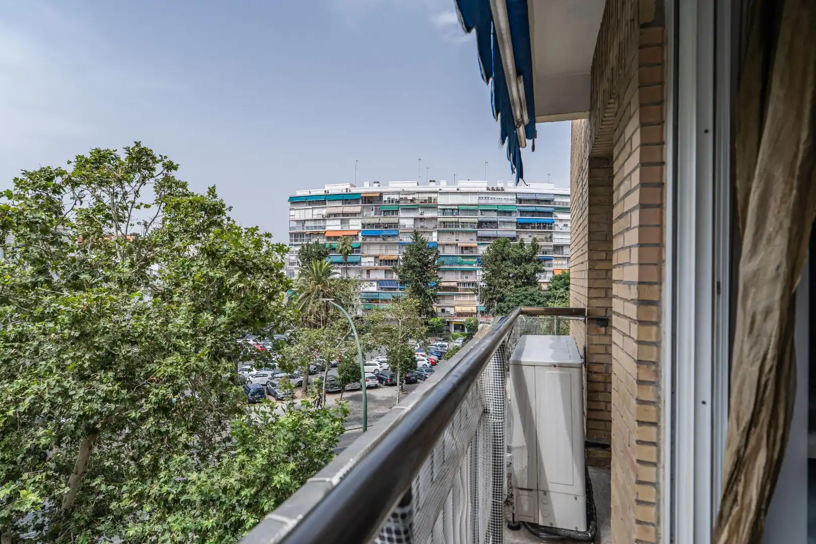 Balcony of Flat for rent in Sevilla  with Air Conditioner, Heating and Furnished