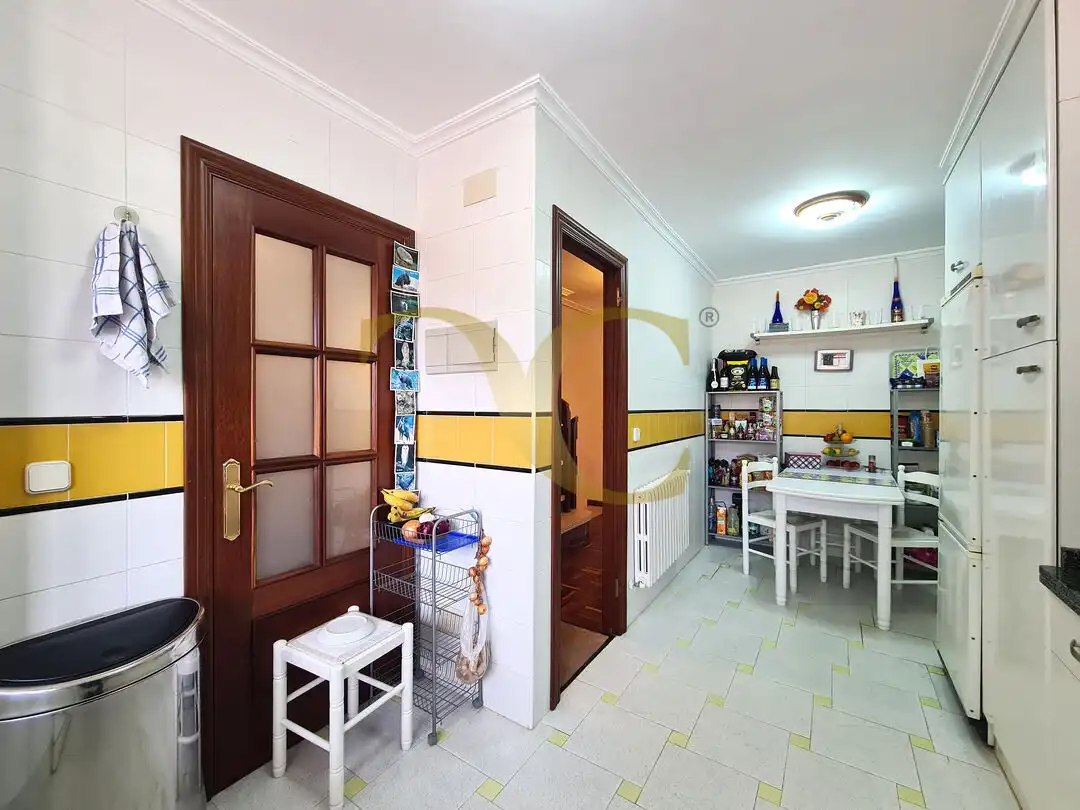 Cocina de Casa adosada en venta en Ribadesella con Calefacción, Trastero y Amueblado