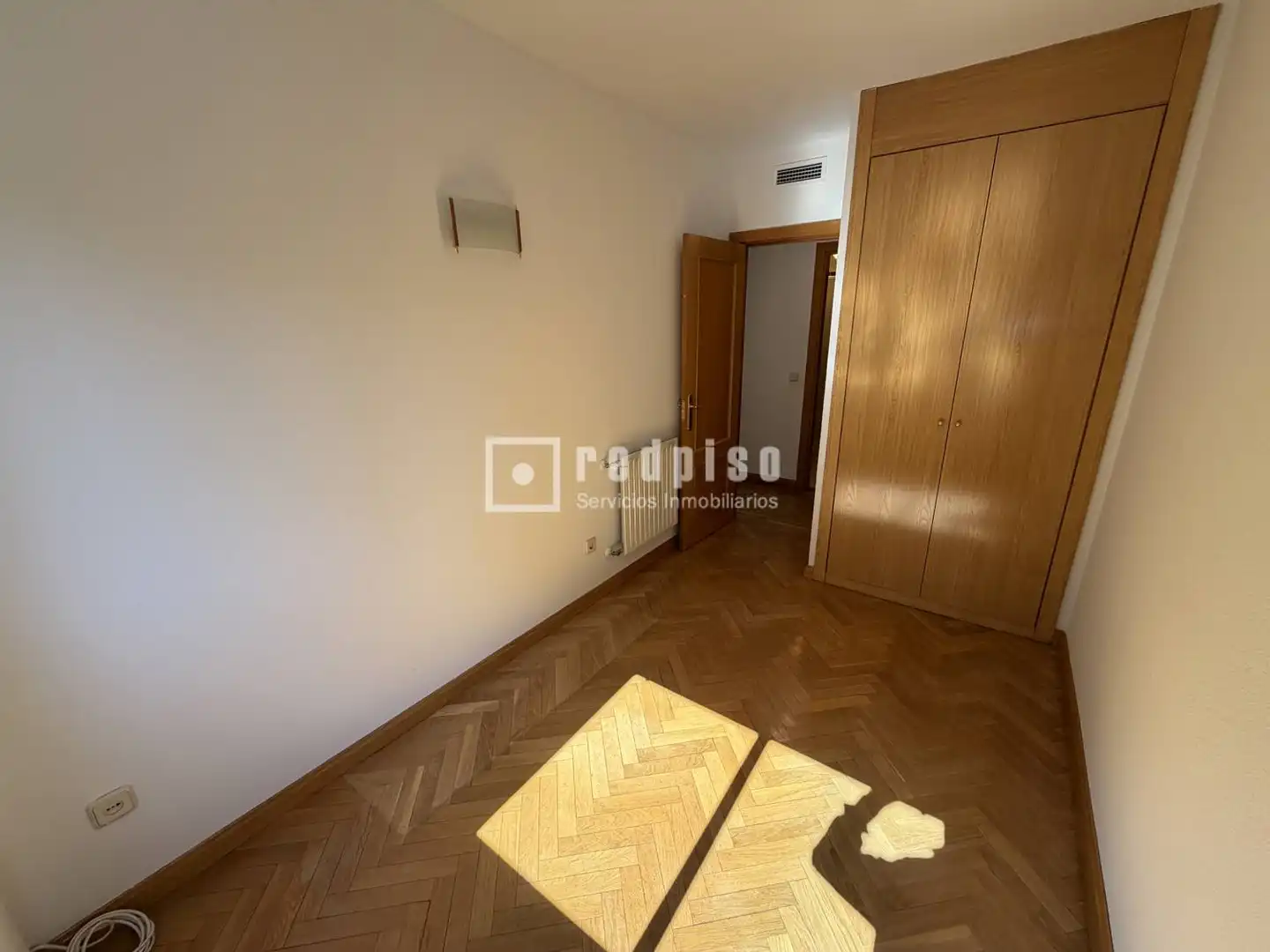 Habitación de Piso en venta en Madrid con Aire acondicionado, Calefacción y Jardín privado