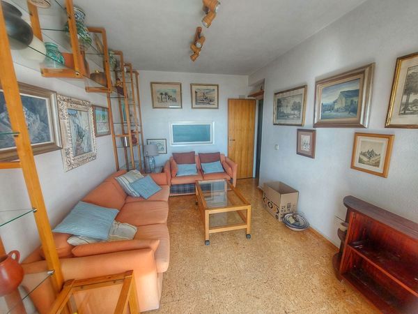 Sala d'estar de Pis en venda en San Lorenzo de El Escorial amb Calefacció, Terrassa i Piscina comunitària