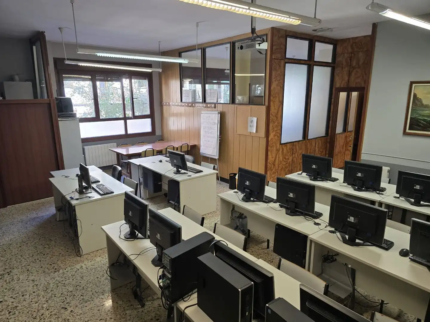 Local de alquiler en Sestao  con Calefacción, Amueblado y Internet