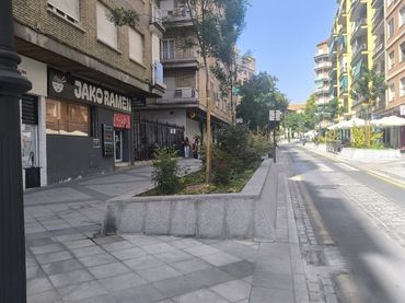 Pis amb balcó en venda a Calle Emperatriz Eugenia 11