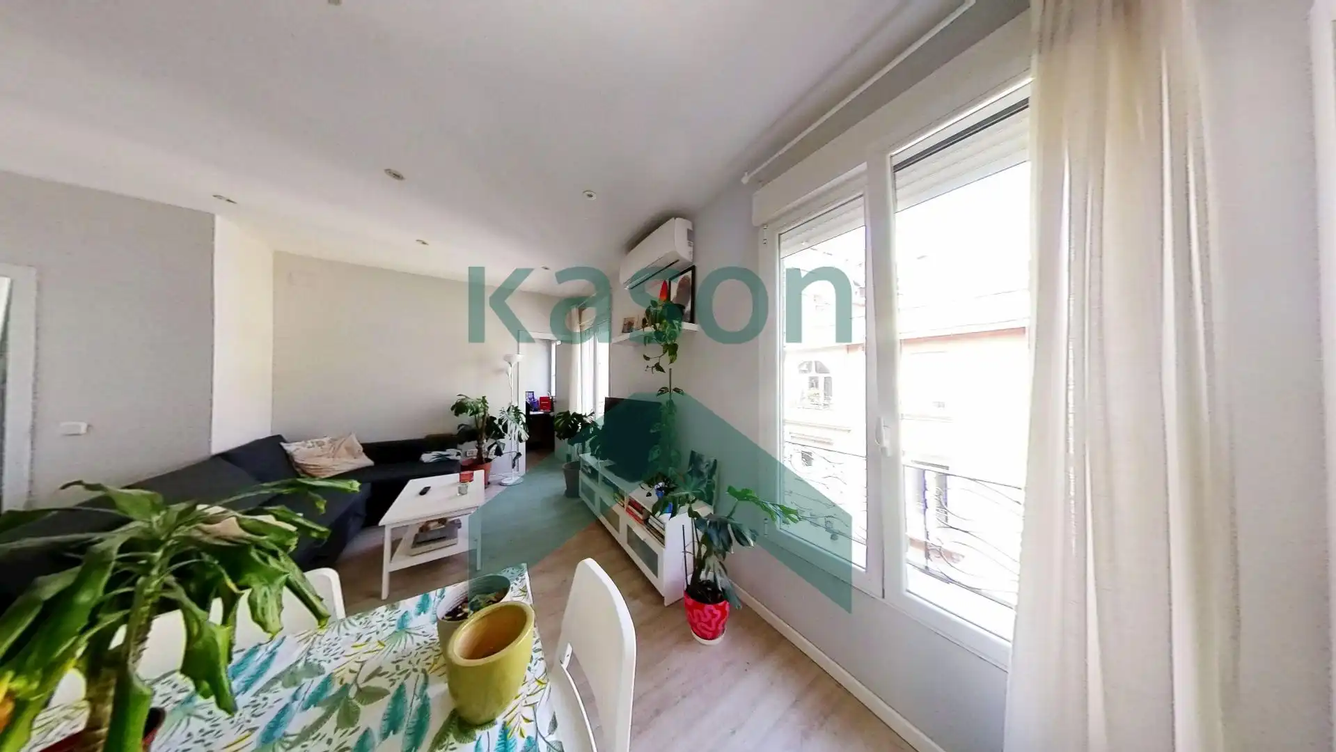 Schlafzimmer von Wohnung zum Verkauf in Madrid mit Klimaanlage und Heizung