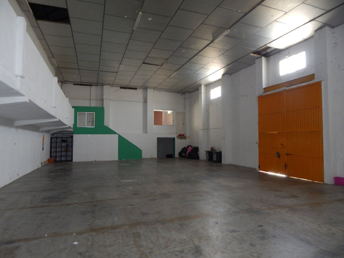 Nau industrial en venda en Ontinyent