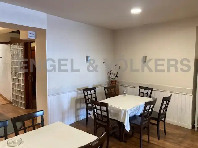 Commercial properties for sale in El Masnou  with Air Conditioner and Terrace