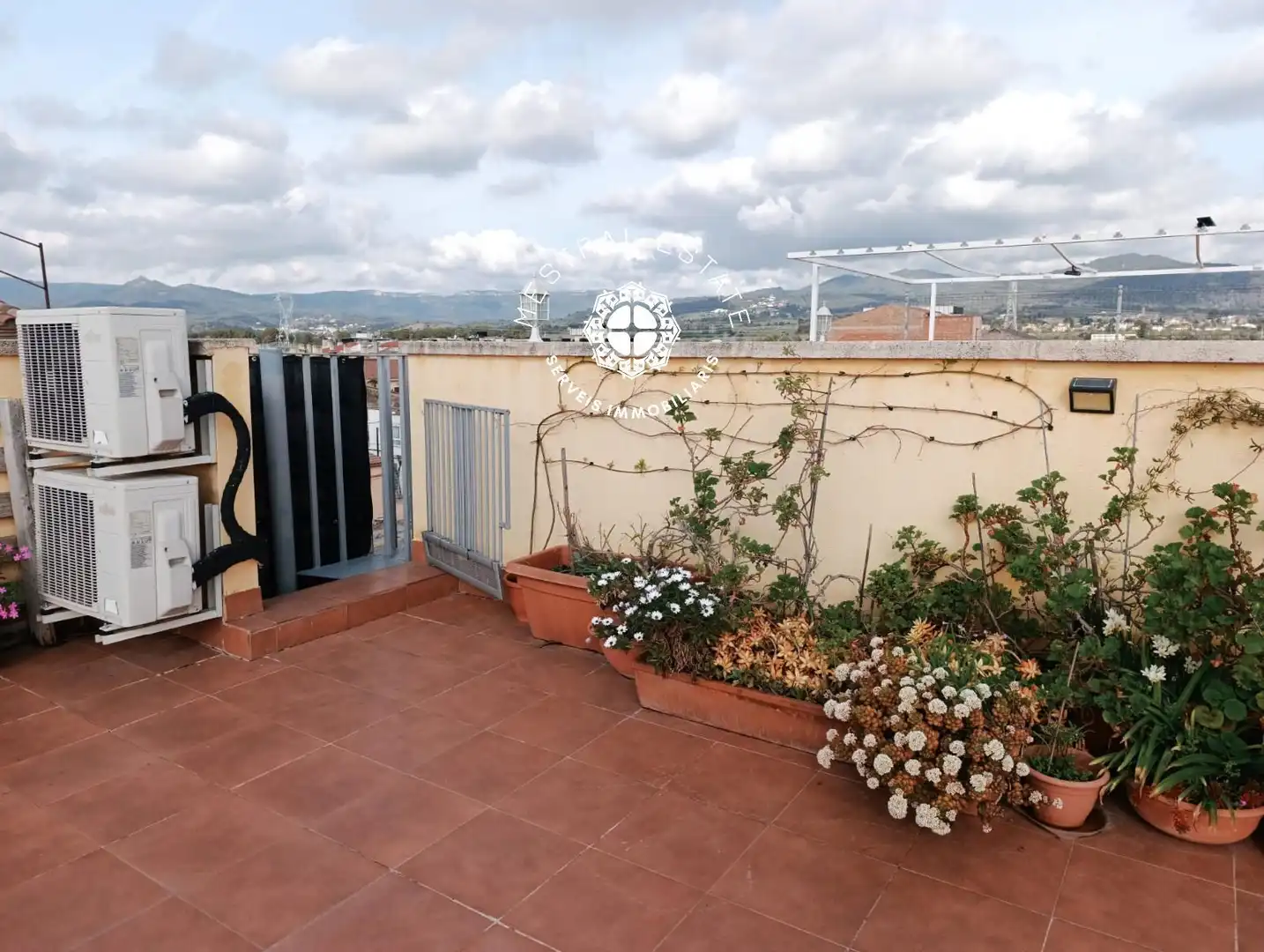 Terrassa de Pis en venda en Montbrió del Camp amb Calefacció, Terrassa i Traster