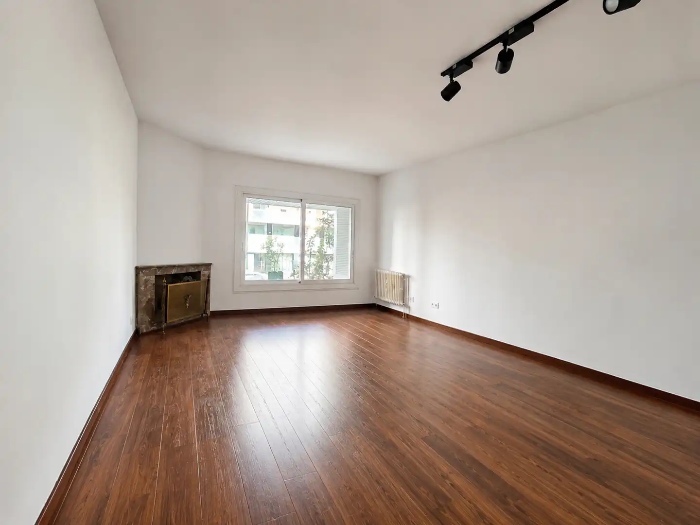 Piso con ascensor en venta en Carrer d'Aragó, imagen 2