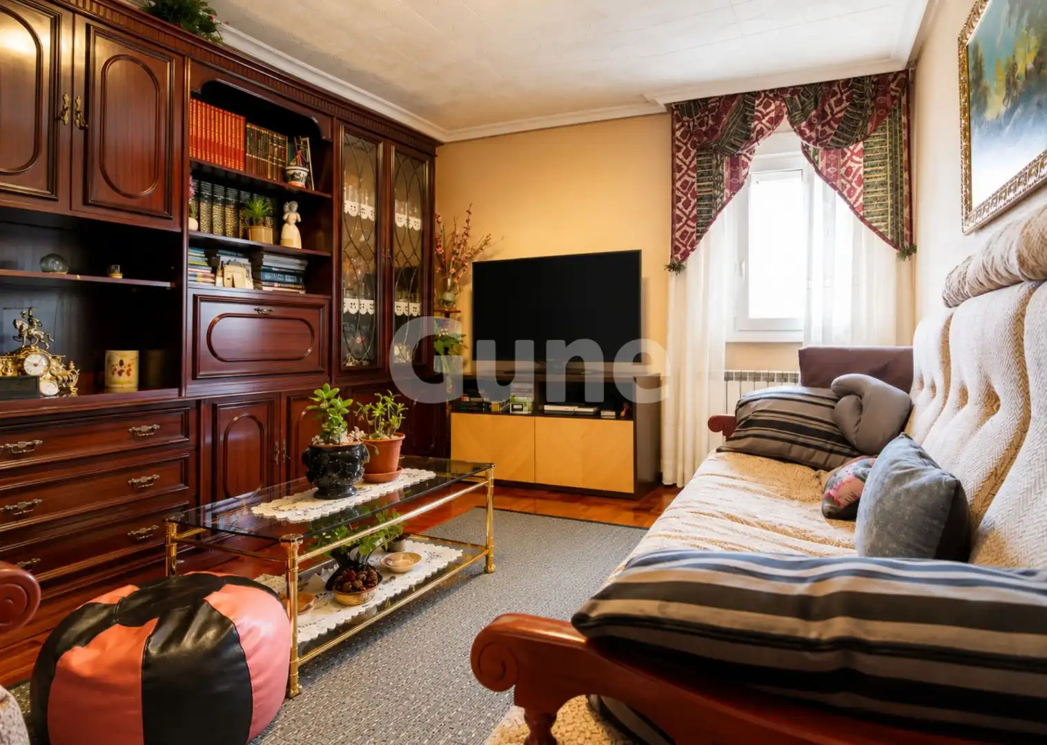 Wohnzimmer von Wohnung zum Verkauf in Zumarraga mit Heizung und Abstellraum