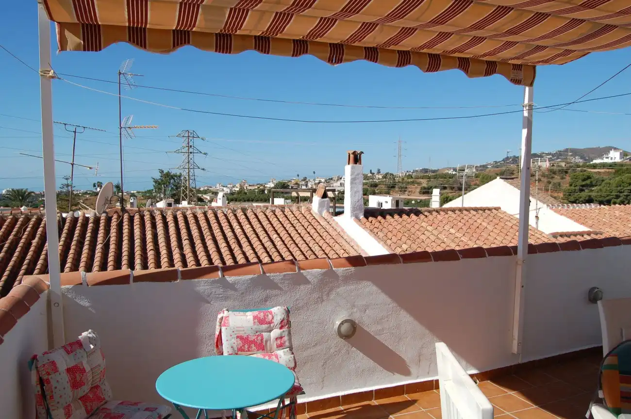 Terrasse von Einfamilien-Reihenhaus zum Verkauf in Nerja mit Klimaanlage, Heizung und Terrasse