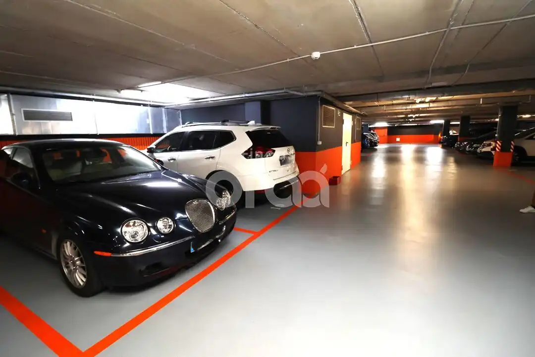 Parkplatz von Wohnung zum Verkauf in Santurtzi  mit Heizung, Terrasse und Abstellraum