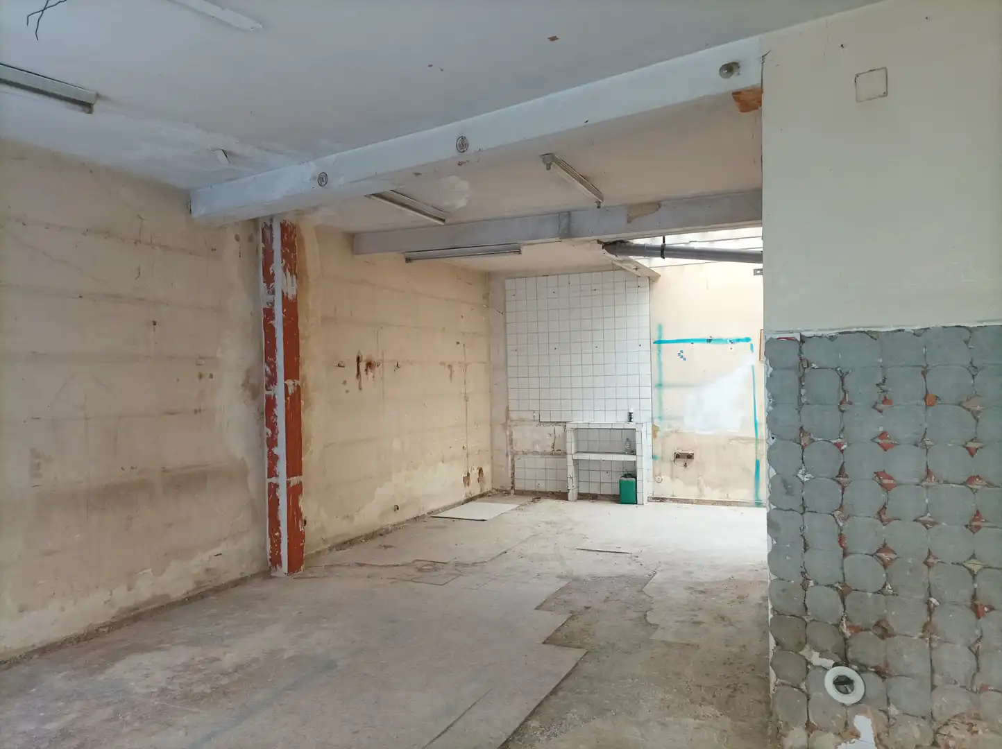 Business premises for sale in Calle Capellanes, imagen 7