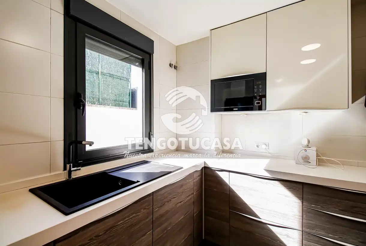 Kitchen of Detached homes for rent in Madrid  with Air Conditioner, Heating and Private garden