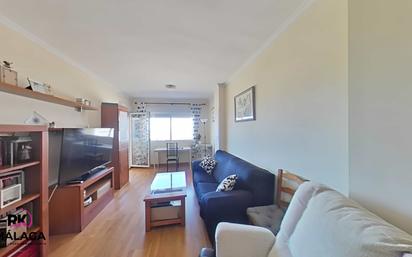 Living room of Flat for sale in Málaga Capital  with Air Conditioner, Terrace and Swimming Pool