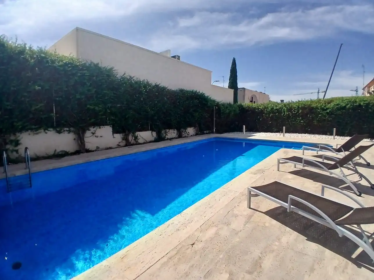 Piscina de Casa o xalet en venda en Valdepeñas amb Aire condicionat, Calefacció i Traster