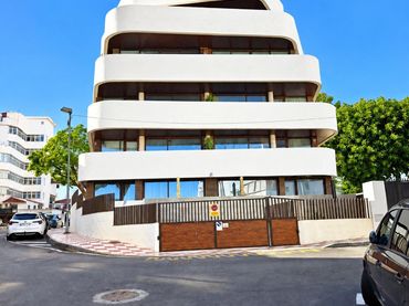 Apartament amb piscina en venda a Avenida Avenida Gamonal