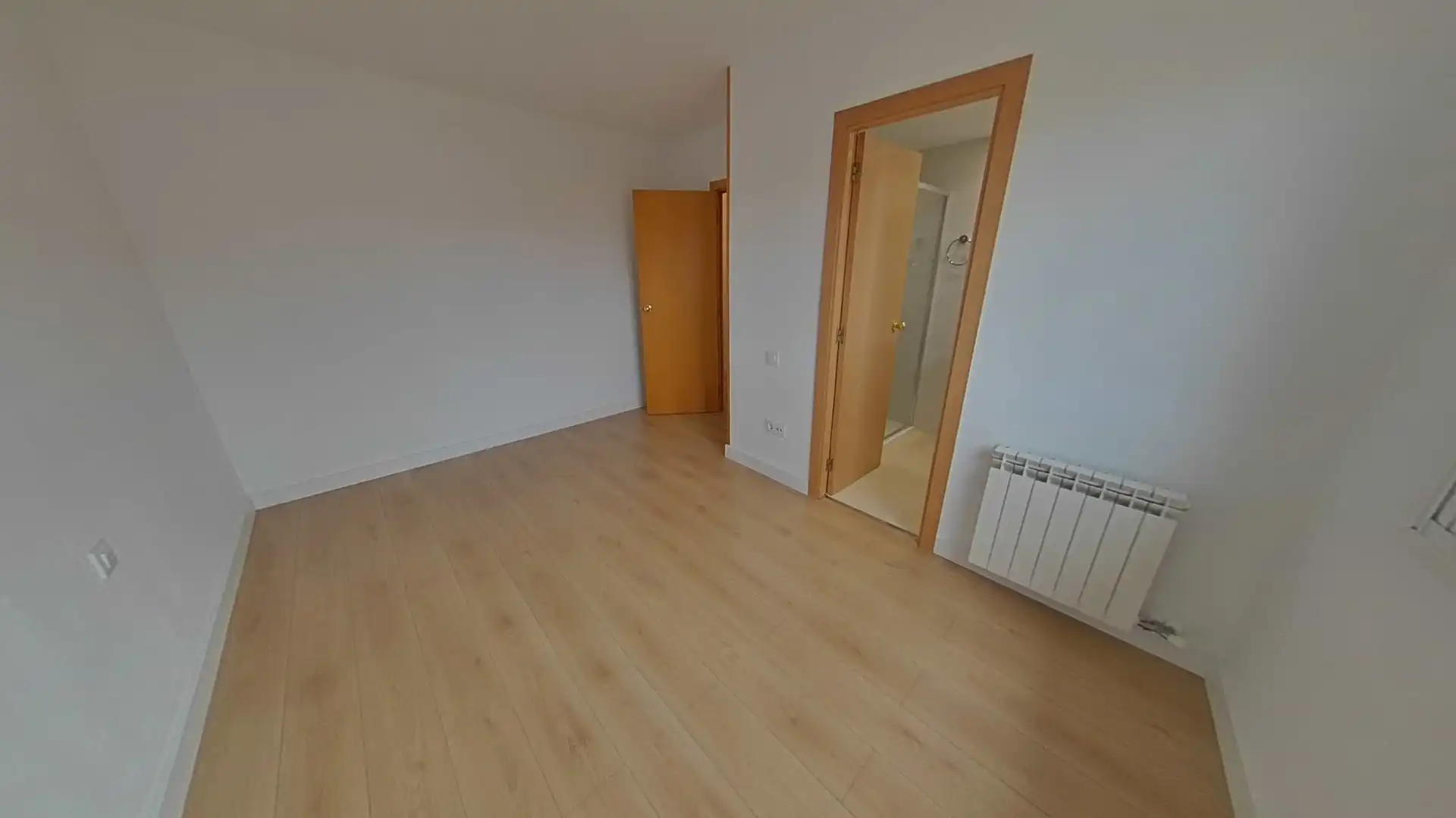 Habitación de Piso en venta en Girona con Calefacción y Parquet