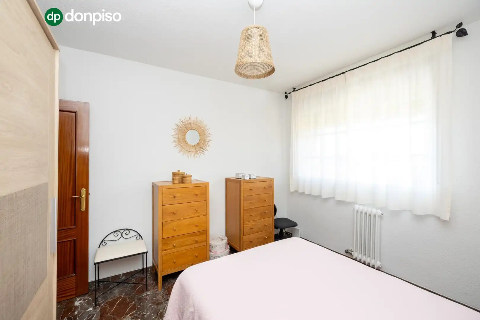 Schlafzimmer von Wohnungen zum Verkauf in Granada mit Heizung und Terrasse