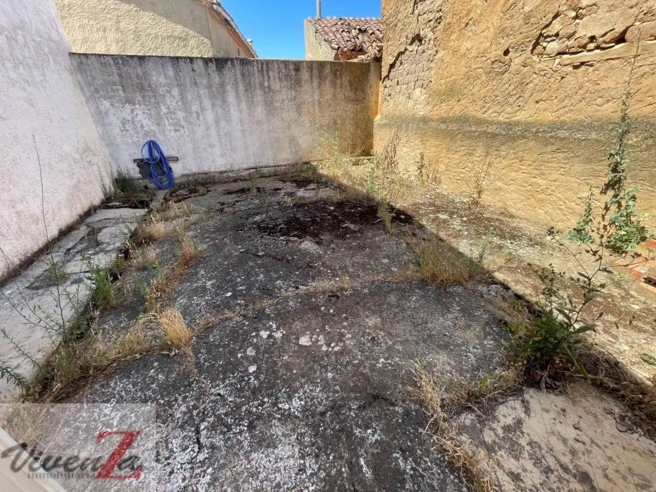 Flat for sale in Manganeses de la Lampreana  with Private garden and Furnished