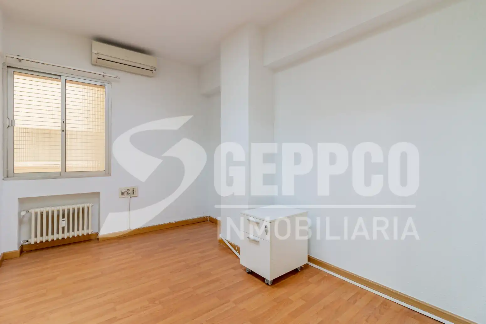 Bedroom of Office for rent in Barrio de Salamanca