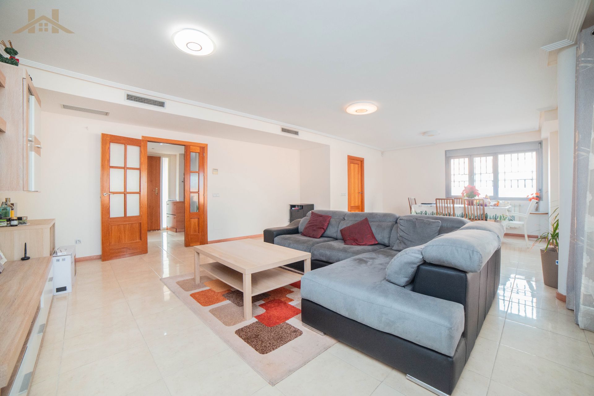 Sala de estar de Casa o chalet en venta en Arroyomolinos (Madrid) con Aire acondicionado, Calefacción y Jardín privado