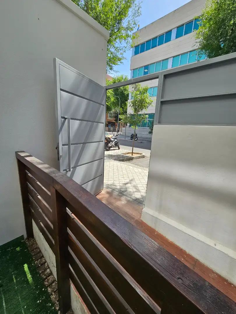 Terrassa de Loft en venda en Madrid amb Aire condicionat, Calefacció i Jardí privat