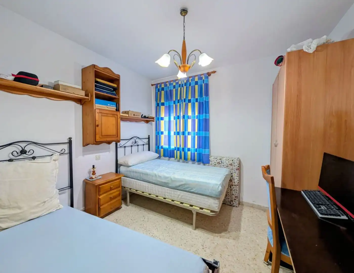 Bedroom of Flat for sale in Loja  with Air Conditioner, Heating and Storage room