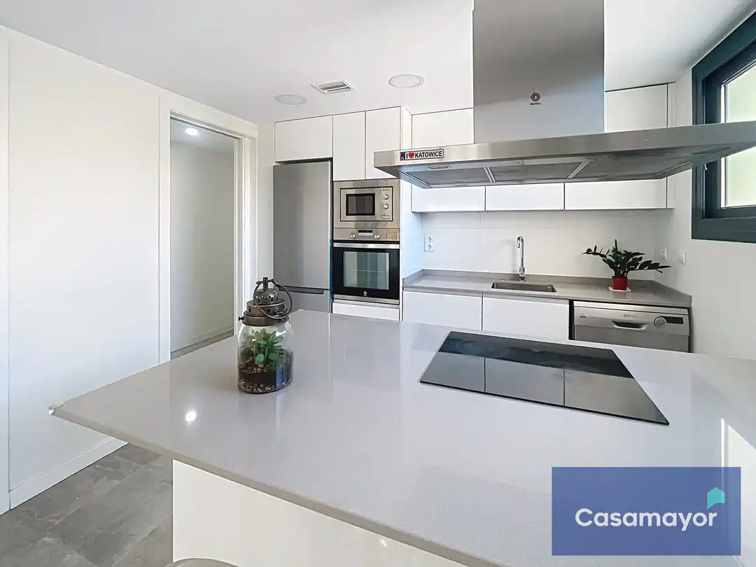 Cocina de Piso de alquiler en Alicante / Alacant con Aire acondicionado, Calefacción y Trastero